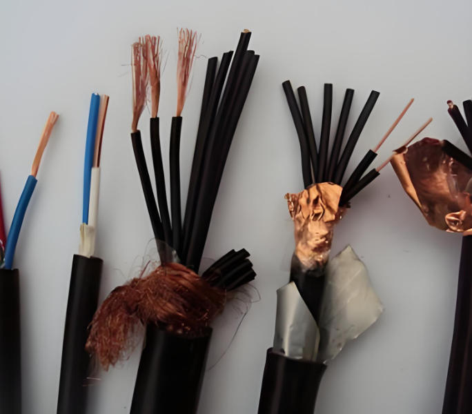 廣州電纜給您介紹絕緣電線電纜進(jìn)行絕緣強(qiáng)度試驗(yàn)方法.jpg 廣州電纜給您介紹絕緣電線電纜進(jìn)行絕緣強(qiáng)度試驗(yàn)方法.jpg